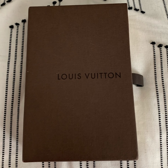 Louis Vuitton Monogram Card Holder SOLD - Picture 4 of 4
